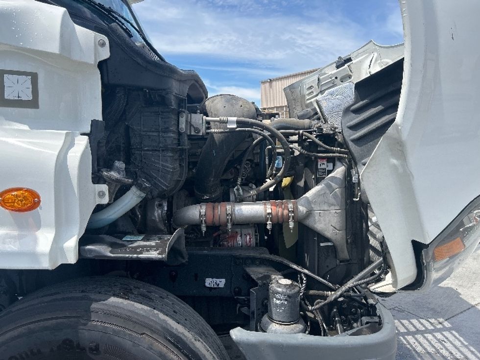 Day Cab Tractor-Heavy Duty Tractors-Freightliner-2020-Cascadia 11342ST-West Sacramento-CA-140,745\n\t\tmiles-$ 45,750 - Image 15