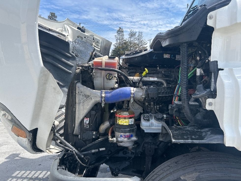 Day Cab Tractor-Heavy Duty Tractors-Freightliner-2020-Cascadia 11342ST-West Sacramento-CA-140,745\n\t\tmiles-$ 45,750 - Image 16