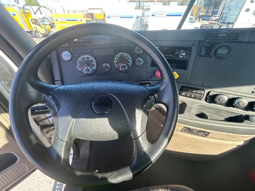 Day Cab Tractor-Heavy Duty Tractors-Freightliner-2020-Cascadia 11342ST-West Sacramento-CA-161,797\n\t\tmiles-$ 48,750 - Image 11