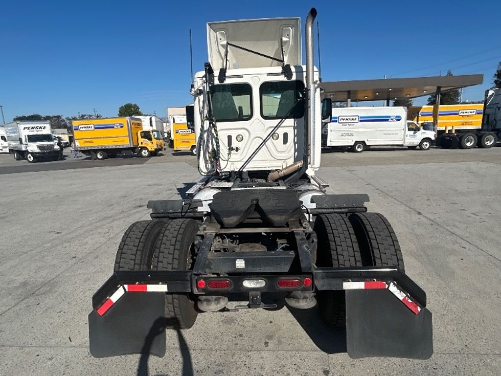 Day Cab Tractor-Heavy Duty Tractors-Freightliner-2020-Cascadia 11342ST-West Sacramento-CA-161,797\n\t\tmiles-$ 48,750 - Image 6