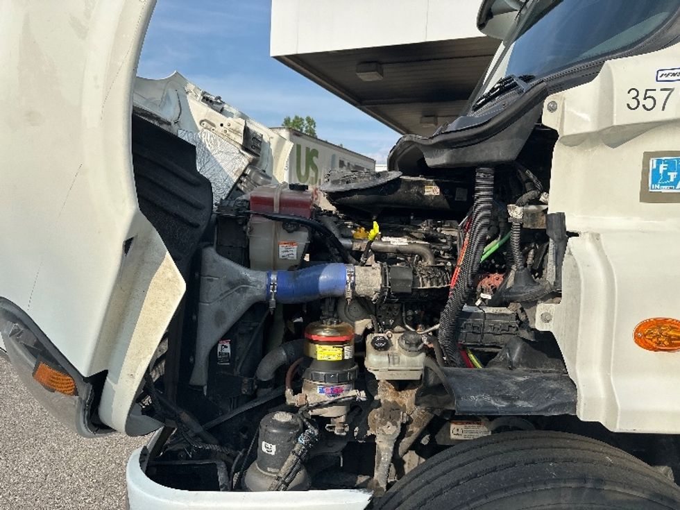 Day Cab Tractor-Heavy Duty Tractors-Freightliner-2020-Cascadia 11342ST-Wixom-MI-176,352\n\t\tmiles-$ 37,250 - Image 16