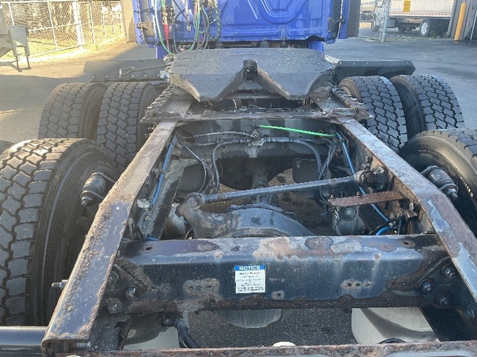 Day Cab Tractor-Heavy Duty Tractors-Freightliner-2020-Cascadia 11364ST-Albany-NY-386,253\n\t\tmiles-$ 39,500 - Image 6