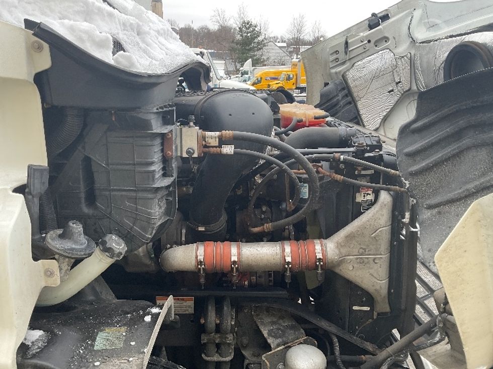 Day Cab Tractor-Heavy Duty Tractors-Freightliner-2020-Cascadia 11364ST-Auburn-MA-232,511\n\t\tmiles-$ 52,250 - Image 15