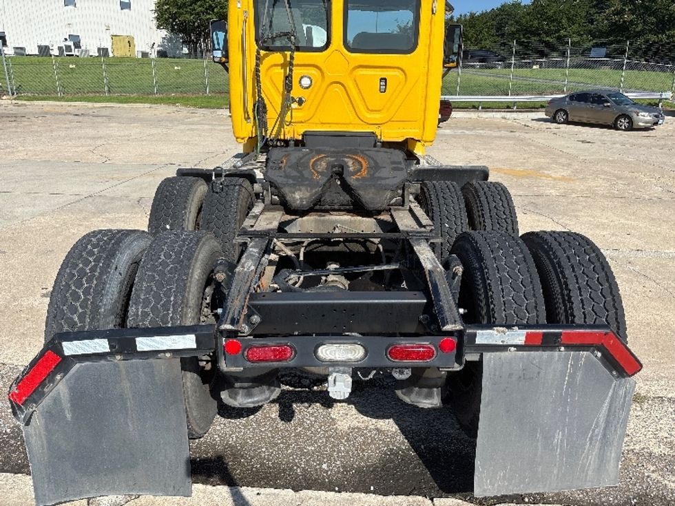 Day Cab Tractor-Heavy Duty Tractors-Freightliner-2020-Cascadia 11364ST-Birmingham-AL-482,353\n\t\tmiles-$ 34,750 - Image 6