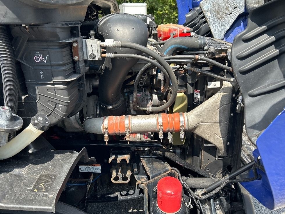 Day Cab Tractor-Heavy Duty Tractors-Freightliner-2020-Cascadia 11364ST-Blountville-TN-399,631\n\t\tmiles-$ 45,000 - Image 15