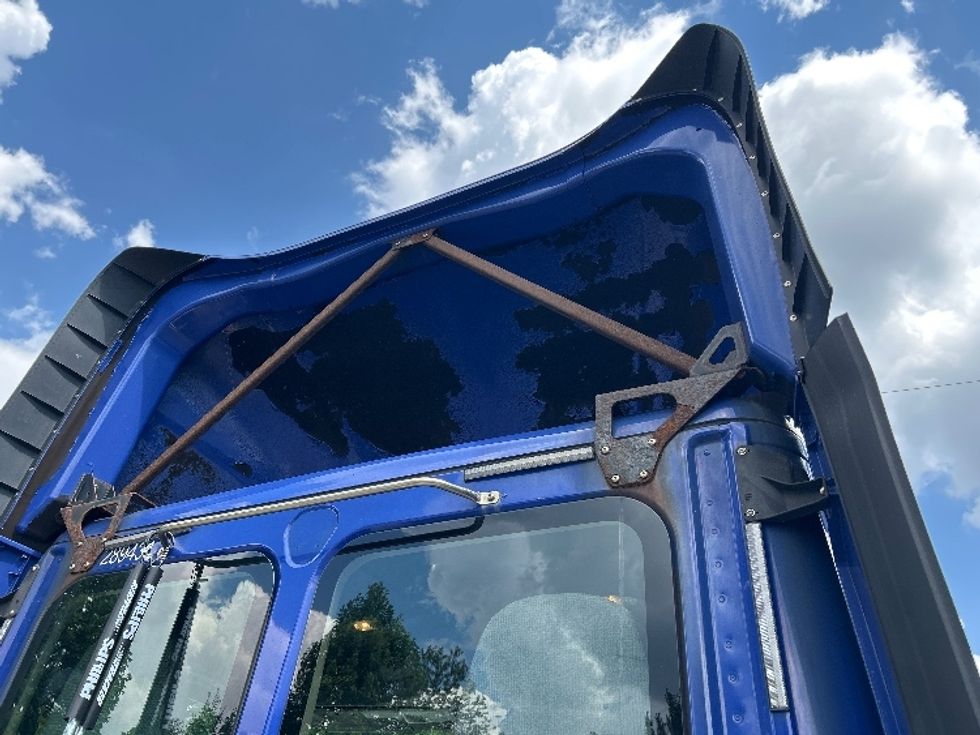 Day Cab Tractor-Heavy Duty Tractors-Freightliner-2020-Cascadia 11364ST-Blountville-TN-399,631\n\t\tmiles-$ 45,000 - Image 20