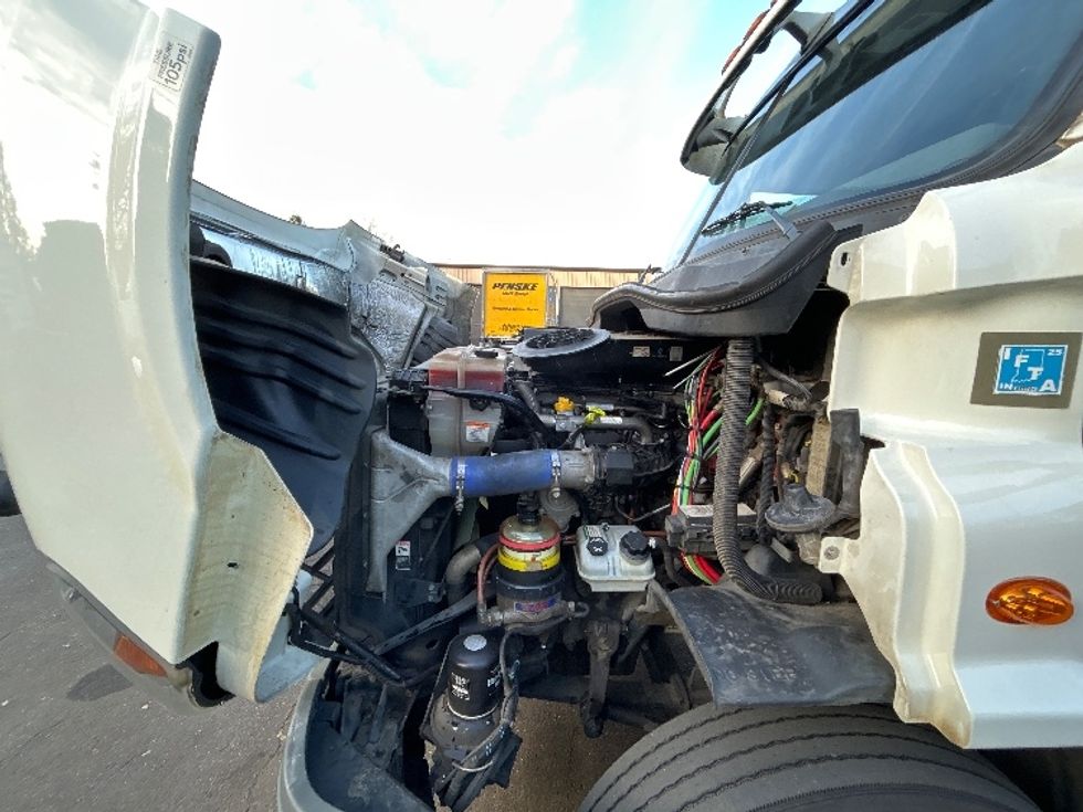 Day Cab Tractor-Heavy Duty Tractors-Freightliner-2020-Cascadia 11364ST-Clackamas-OR-257,259\n\t\tmiles-$ 47,500 - Image 16