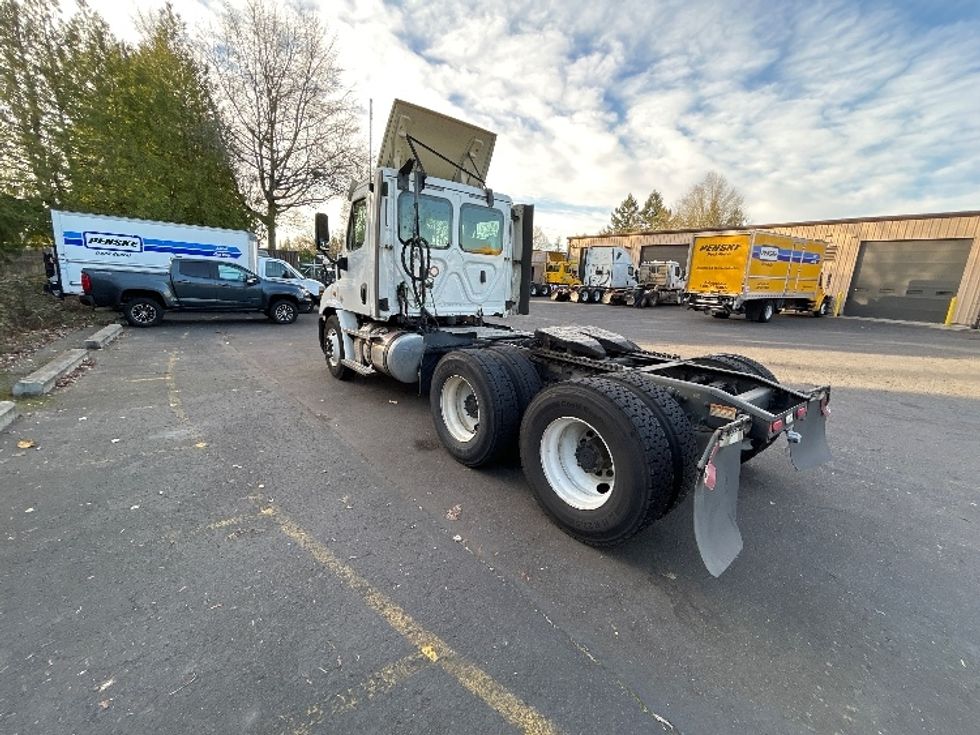 Day Cab Tractor-Heavy Duty Tractors-Freightliner-2020-Cascadia 11364ST-Clackamas-OR-257,259\n\t\tmiles-$ 47,500 - Image 5