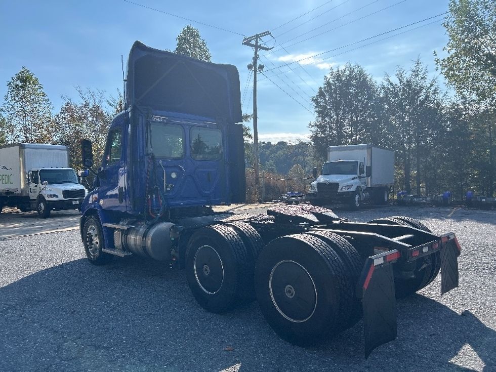 Day Cab Tractor-Heavy Duty Tractors-Freightliner-2020-Cascadia 11364ST-Cleveland-TN-406,651\n\t\tmiles-$ 45,000 - Image 5