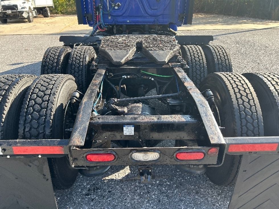 Day Cab Tractor-Heavy Duty Tractors-Freightliner-2020-Cascadia 11364ST-Cleveland-TN-406,651\n\t\tmiles-$ 45,000 - Image 6