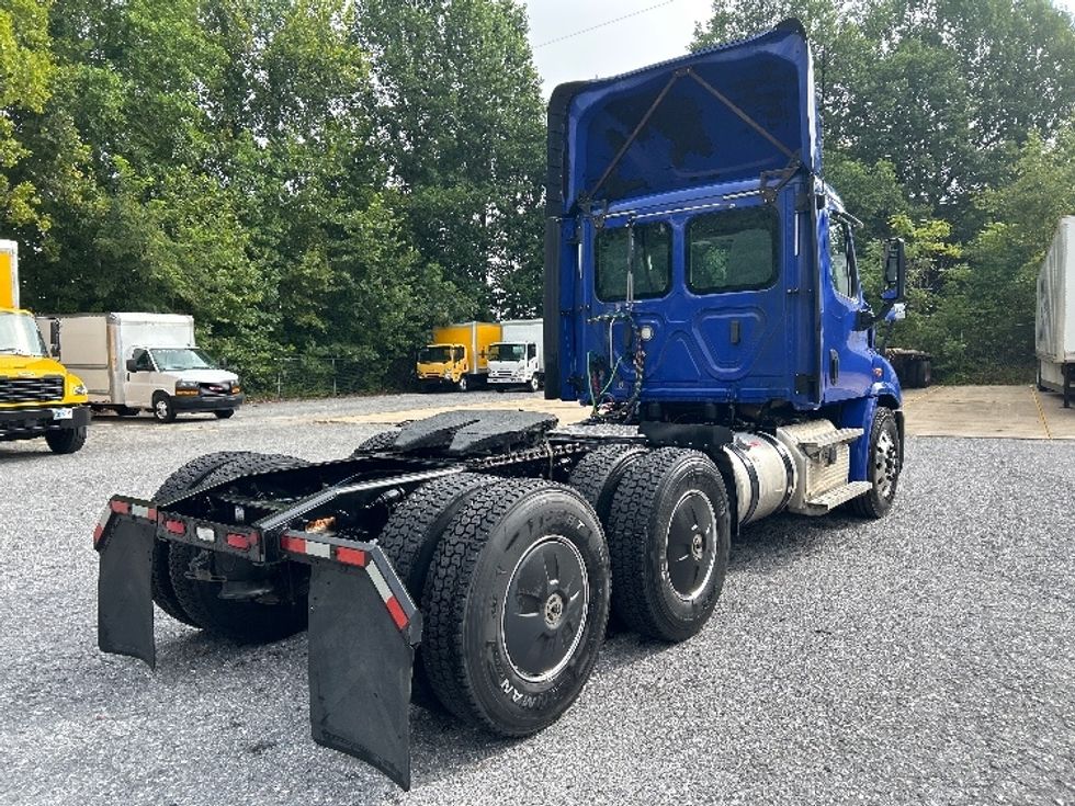 Day Cab Tractor-Heavy Duty Tractors-Freightliner-2020-Cascadia 11364ST-Cleveland-TN-538,554\n\t\tmiles-$ 34,750 - Image 7