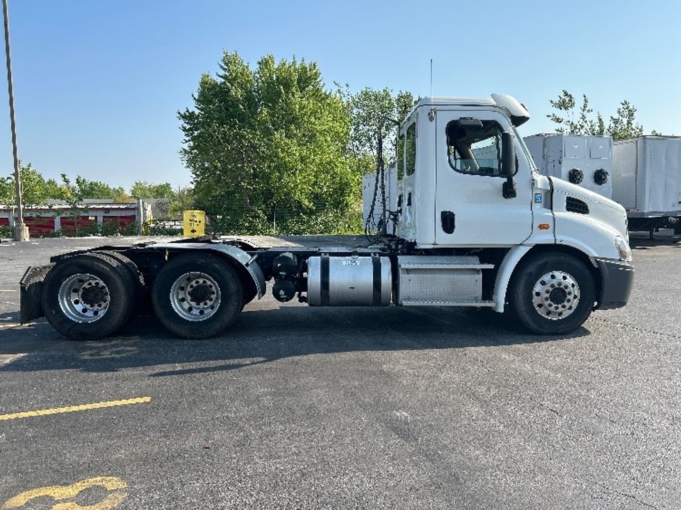Day Cab Tractor-Heavy Duty Tractors-Freightliner-2020-Cascadia 11364ST-East Chicago-IN-430,061\n\t\tmiles-$ 39,250 - Image 8