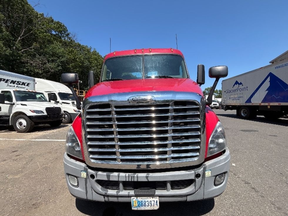 Day Cab Tractor-Heavy Duty Tractors-Freightliner-2020-Cascadia 11364ST-Edison-NJ-163,588\n\t\tmiles-$ 55,500 - Image 2