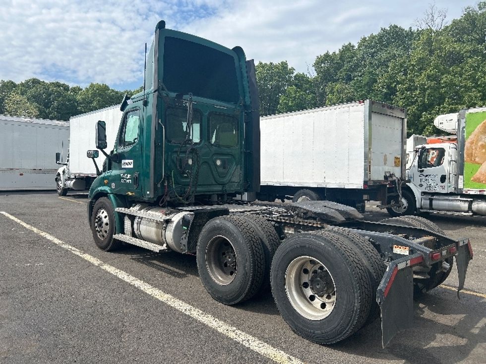 Day Cab Tractor-Heavy Duty Tractors-Freightliner-2020-Cascadia 11364ST-Edison-NJ-544,125\n\t\tmiles-$ 28,750 - Image 5
