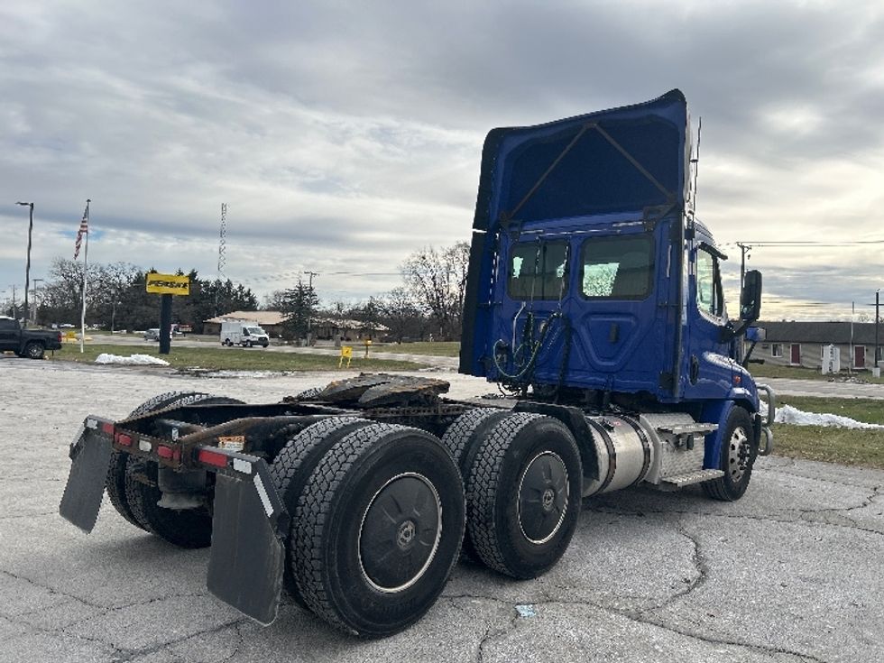 Day Cab Tractor-Heavy Duty Tractors-Freightliner-2020-Cascadia 11364ST-Elkhart-IN-404,909\n\t\tmiles-$ 42,500 - Image 7