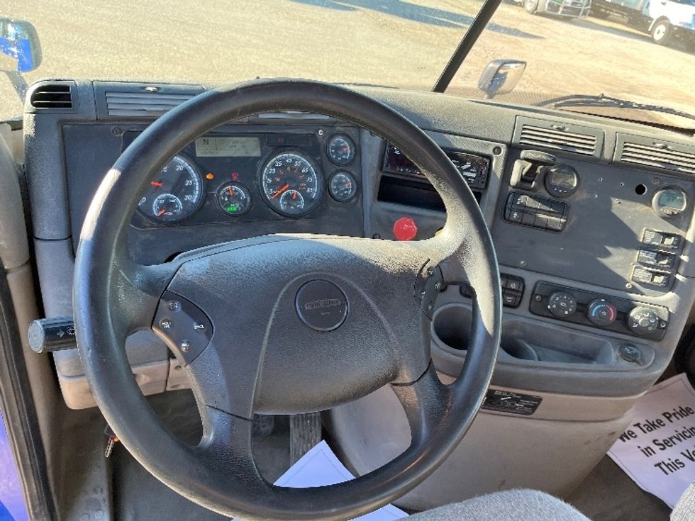 Day Cab Tractor-Heavy Duty Tractors-Freightliner-2020-Cascadia 11364ST-Elkhart-IN-424,654\n\t\tmiles-$ 41,250 - Image 11