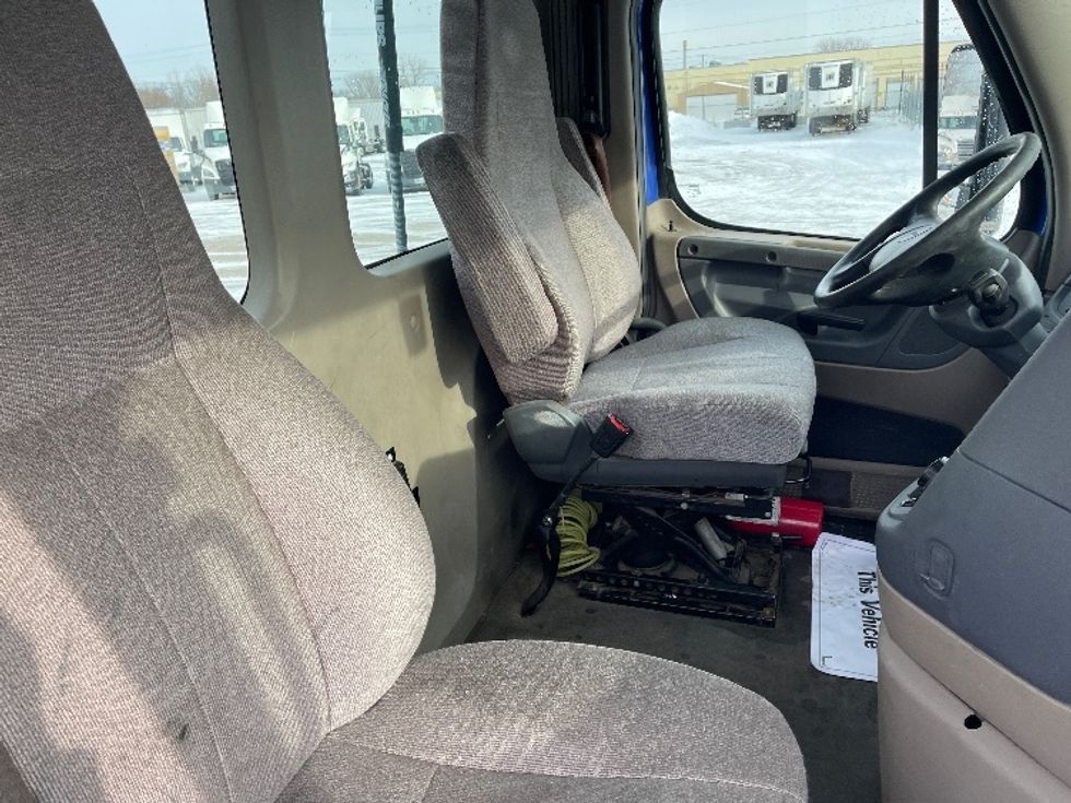 Day Cab Tractor-Heavy Duty Tractors-Freightliner-2020-Cascadia 11364ST-Elkhart-IN-445,882\n\t\tmiles-$ 39,500 - Image 14