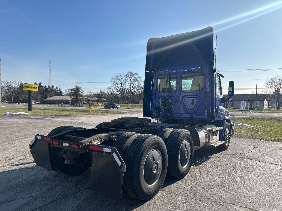Day Cab Tractor-Heavy Duty Tractors-Freightliner-2020-Cascadia 11364ST-Elkhart-IN-462,756\n\t\tmiles-$ 38,000 - Image 7