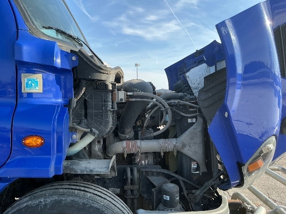 Day Cab Tractor-Heavy Duty Tractors-Freightliner-2020-Cascadia 11364ST-Elkhart-IN-467,936\n\t\tmiles-$ 38,500 - Image 15