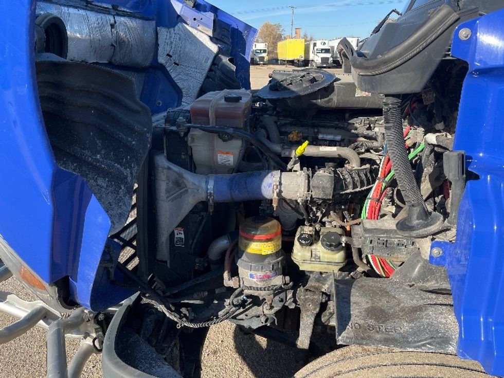 Day Cab Tractor-Heavy Duty Tractors-Freightliner-2020-Cascadia 11364ST-Elkhart-IN-474,338\n\t\tmiles-$ 37,000 - Image 16