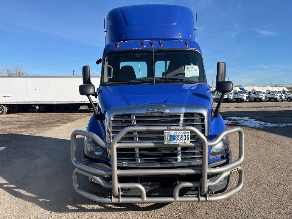 Day Cab Tractor-Heavy Duty Tractors-Freightliner-2020-Cascadia 11364ST-Elkhart-IN-474,338\n\t\tmiles-$ 37,000 - Image 2