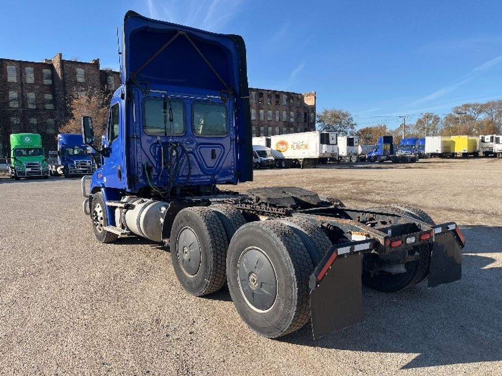 Day Cab Tractor-Heavy Duty Tractors-Freightliner-2020-Cascadia 11364ST-Elkhart-IN-474,338\n\t\tmiles-$ 37,000 - Image 5