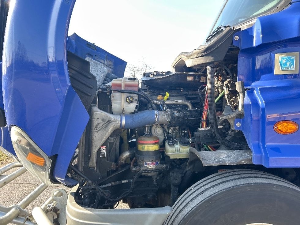 Day Cab Tractor-Heavy Duty Tractors-Freightliner-2020-Cascadia 11364ST-Elkhart-IN-532,372\n\t\tmiles-$ 32,250 - Image 16