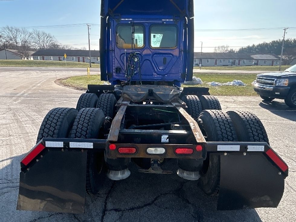 Day Cab Tractor-Heavy Duty Tractors-Freightliner-2020-Cascadia 11364ST-Elkhart-IN-532,372\n\t\tmiles-$ 32,250 - Image 6