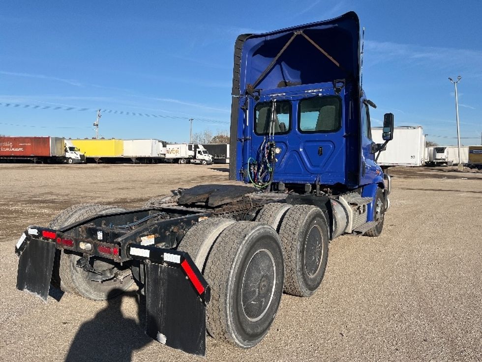 Day Cab Tractor-Heavy Duty Tractors-Freightliner-2020-Cascadia 11364ST-Elkhart-IN-598,845\n\t\tmiles-$ 28,250 - Image 7