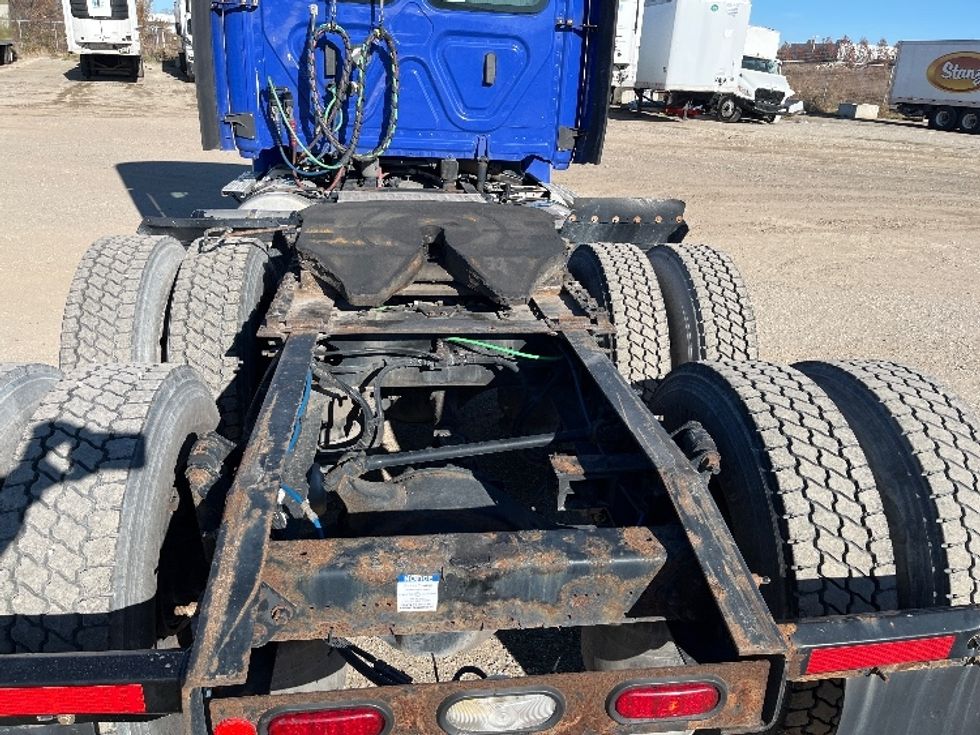 Day Cab Tractor-Heavy Duty Tractors-Freightliner-2020-Cascadia 11364ST-Elkhart-IN-604,464\n\t\tmiles-$ 28,250 - Image 6