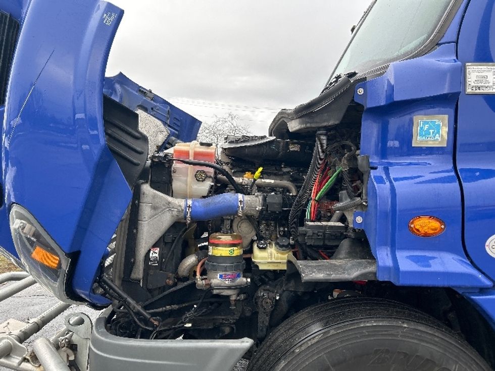 Day Cab Tractor-Heavy Duty Tractors-Freightliner-2020-Cascadia 11364ST-Elkhart-IN-610,689\n\t\tmiles-$ 28,250 - Image 16