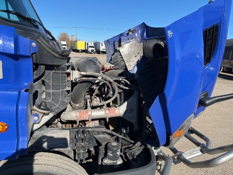 Day Cab Tractor-Heavy Duty Tractors-Freightliner-2020-Cascadia 11364ST-Elkhart-IN-633,565\n\t\tmiles-$ 28,250 - Image 15