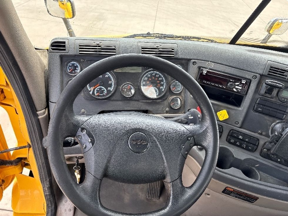 Day Cab Tractor-Heavy Duty Tractors-Freightliner-2020-Cascadia 11364ST-Fort Worth-TX-506,028\n\t\tmiles-$ 31,750 - Image 11