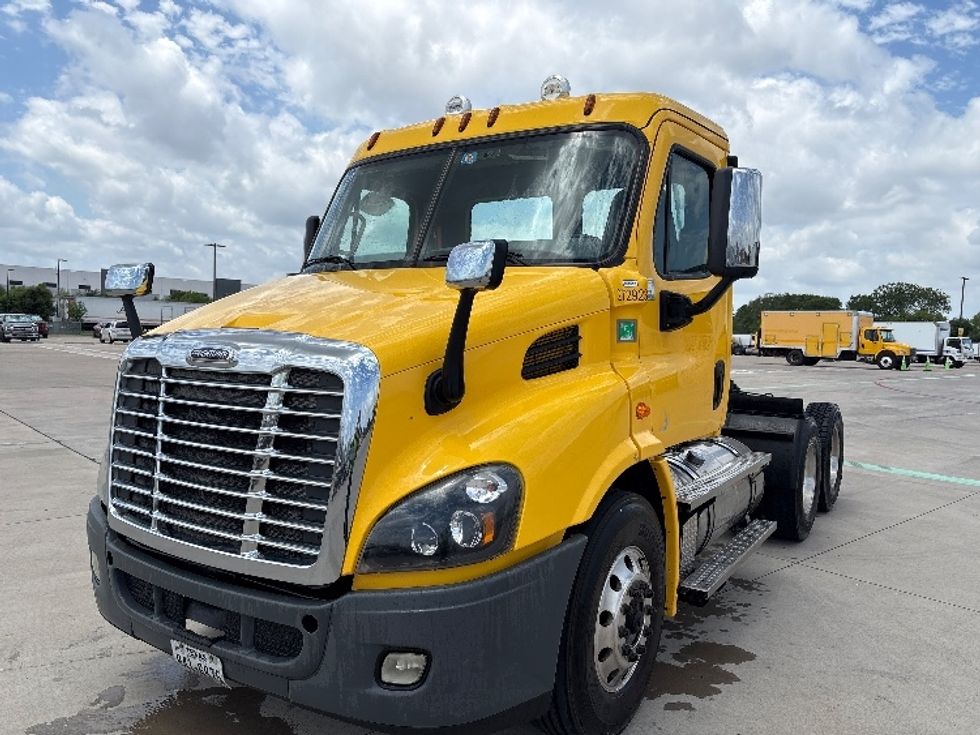 Day Cab Tractor-Heavy Duty Tractors-Freightliner-2020-Cascadia 11364ST-Fort Worth-TX-506,028\n\t\tmiles-$ 31,750 - Image 3