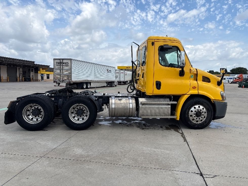 Day Cab Tractor-Heavy Duty Tractors-Freightliner-2020-Cascadia 11364ST-Fort Worth-TX-506,028\n\t\tmiles-$ 31,750 - Image 8
