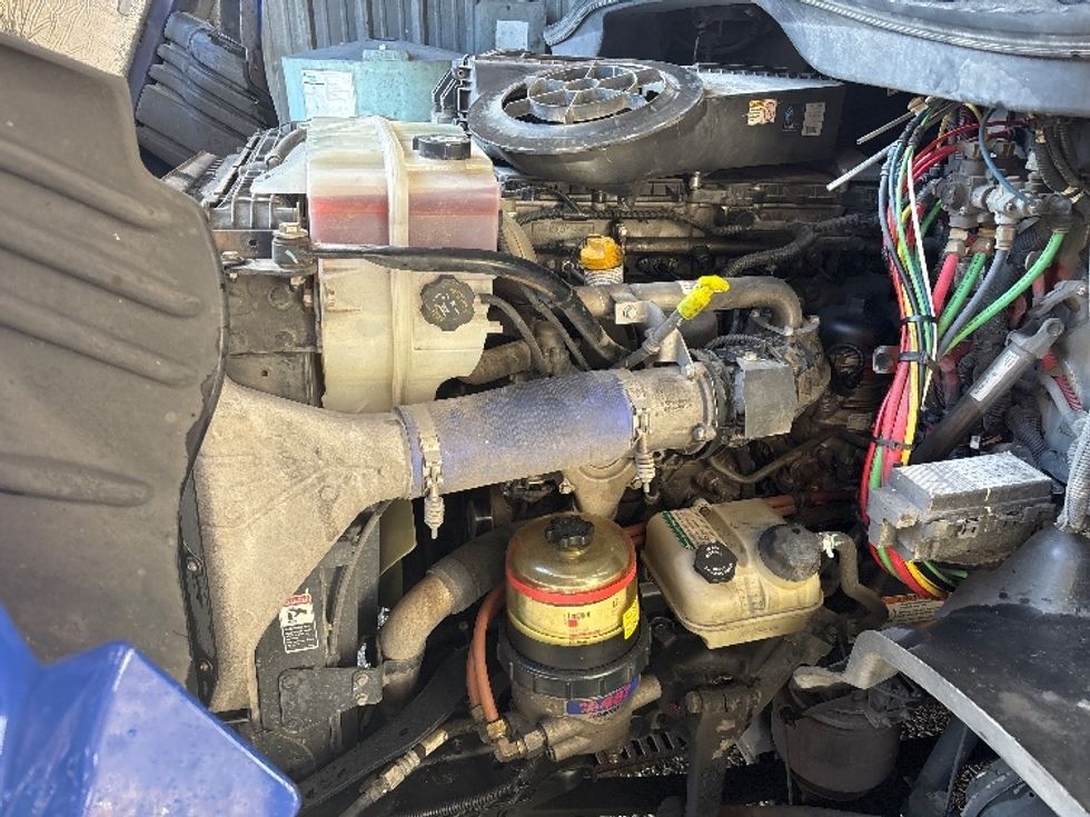 Day Cab Tractor-Heavy Duty Tractors-Freightliner-2020-Cascadia 11364ST-Hammond-LA-427,642\n\t\tmiles-$ 44,000 - Image 16