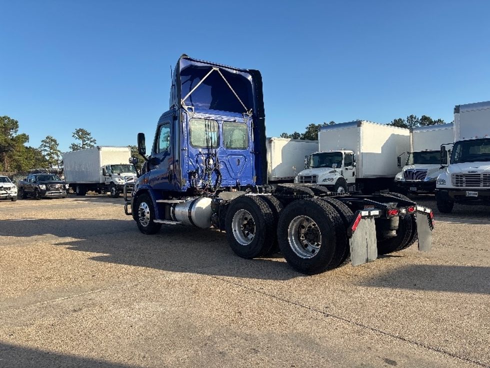 Day Cab Tractor-Heavy Duty Tractors-Freightliner-2020-Cascadia 11364ST-Hammond-LA-427,642\n\t\tmiles-$ 44,000 - Image 5