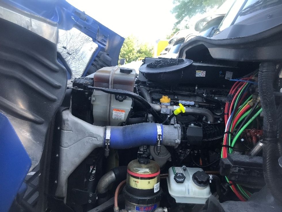 Day Cab Tractor-Heavy Duty Tractors-Freightliner-2020-Cascadia 11364ST-Harrisburg-PA-316,516\n\t\tmiles-$ 47,250 - Image 16