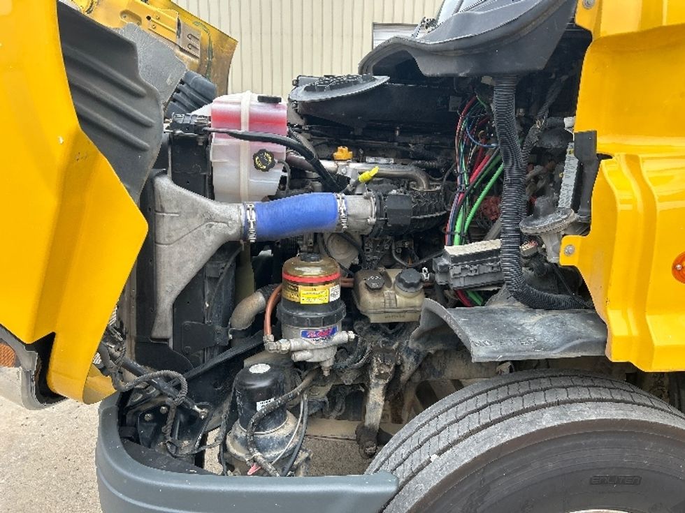 Day Cab Tractor-Heavy Duty Tractors-Freightliner-2020-Cascadia 11364ST-Hueytown-AL-441,880\n\t\tmiles-$ 35,500 - Image 16