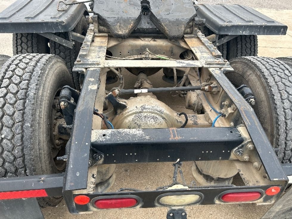 Day Cab Tractor-Heavy Duty Tractors-Freightliner-2020-Cascadia 11364ST-Hueytown-AL-441,880\n\t\tmiles-$ 35,500 - Image 6
