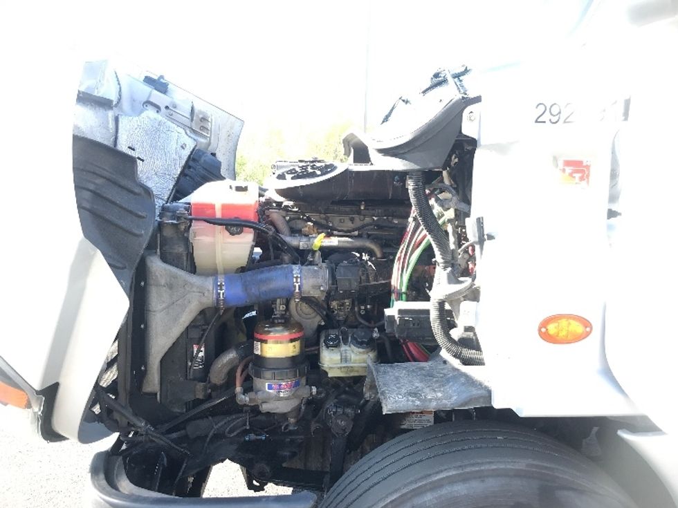 Day Cab Tractor-Heavy Duty Tractors-Freightliner-2020-Cascadia 11364ST-Jessup-PA-547,678\n\t\tmiles-$ 37,500 - Image 16