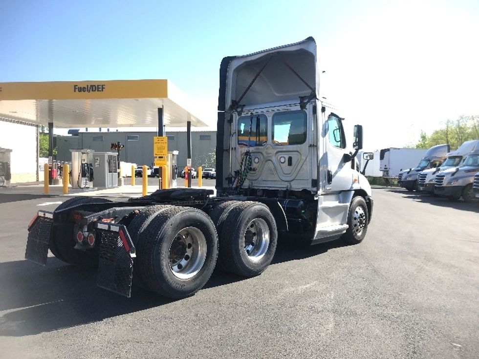 Day Cab Tractor-Heavy Duty Tractors-Freightliner-2020-Cascadia 11364ST-Jessup-PA-547,678\n\t\tmiles-$ 37,500 - Image 7