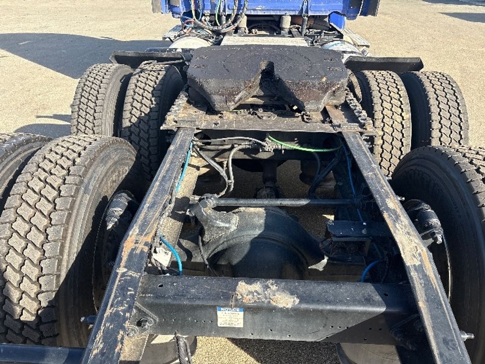 Day Cab Tractor-Heavy Duty Tractors-Freightliner-2020-Cascadia 11364ST-Mebane-NC-339,771\n\t\tmiles-$ 48,000 - Image 6