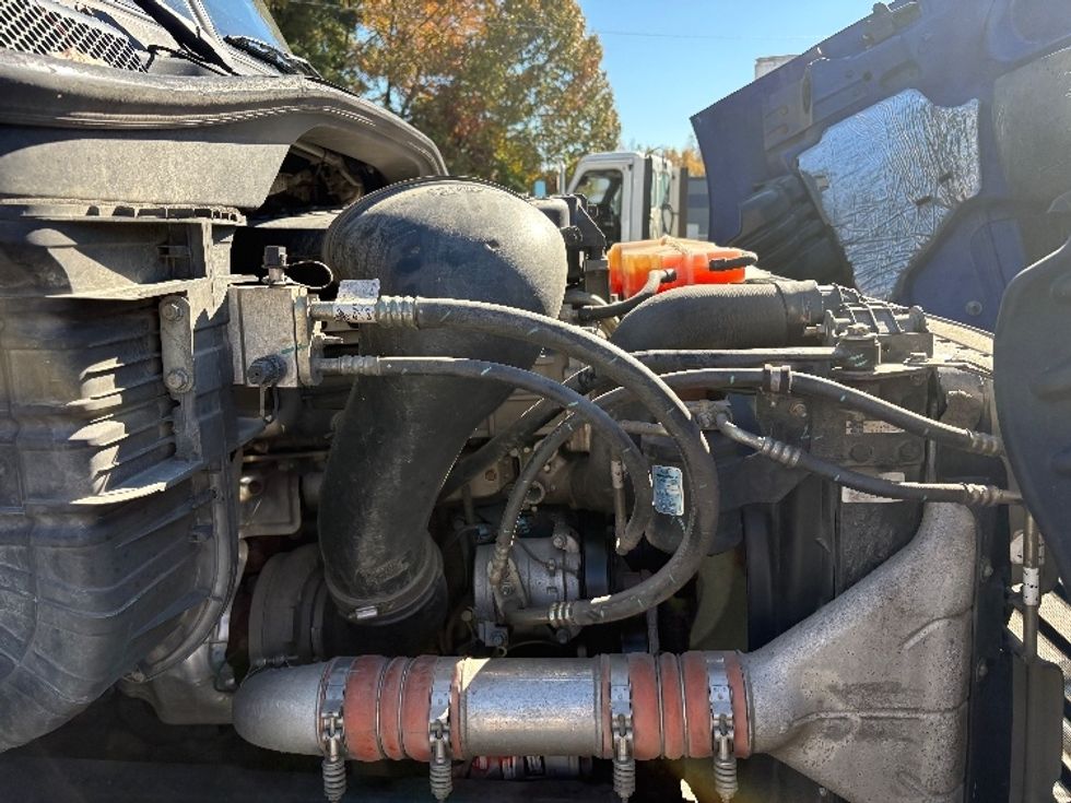 Day Cab Tractor-Heavy Duty Tractors-Freightliner-2020-Cascadia 11364ST-Mebane-NC-358,229\n\t\tmiles-$ 47,000 - Image 15