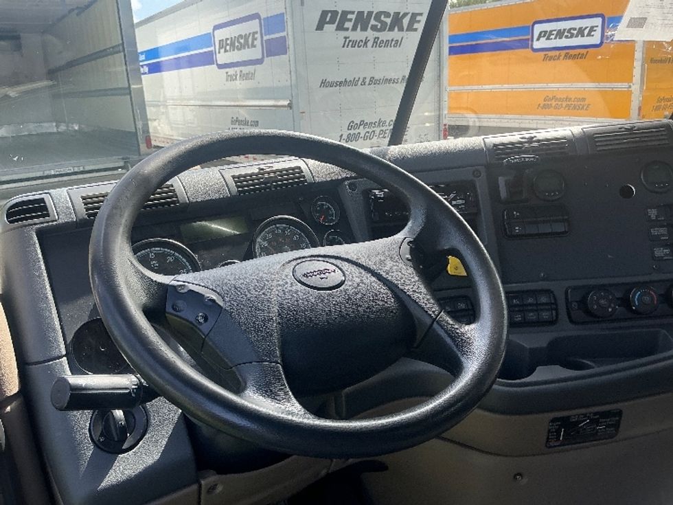 Day Cab Tractor-Heavy Duty Tractors-Freightliner-2020-Cascadia 11364ST-Medley-FL-374,864\n\t\tmiles-$ 47,250 - Image 11