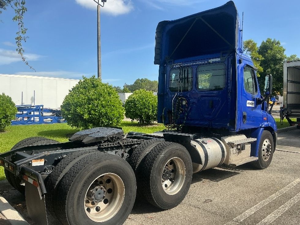 Day Cab Tractor-Heavy Duty Tractors-Freightliner-2020-Cascadia 11364ST-Medley-FL-374,864\n\t\tmiles-$ 47,250 - Image 7