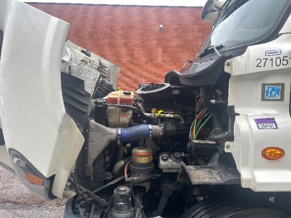 Day Cab Tractor-Heavy Duty Tractors-Freightliner-2020-Cascadia 11364ST-Middlefield-OH-323,897\n\t\tmiles-$ 44,000 - Image 16