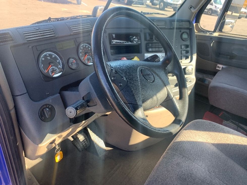 Day Cab Tractor-Heavy Duty Tractors-Freightliner-2020-Cascadia 11364ST-Ocala-FL-152,836\n\t\tmiles-$ 52,500 - Image 10