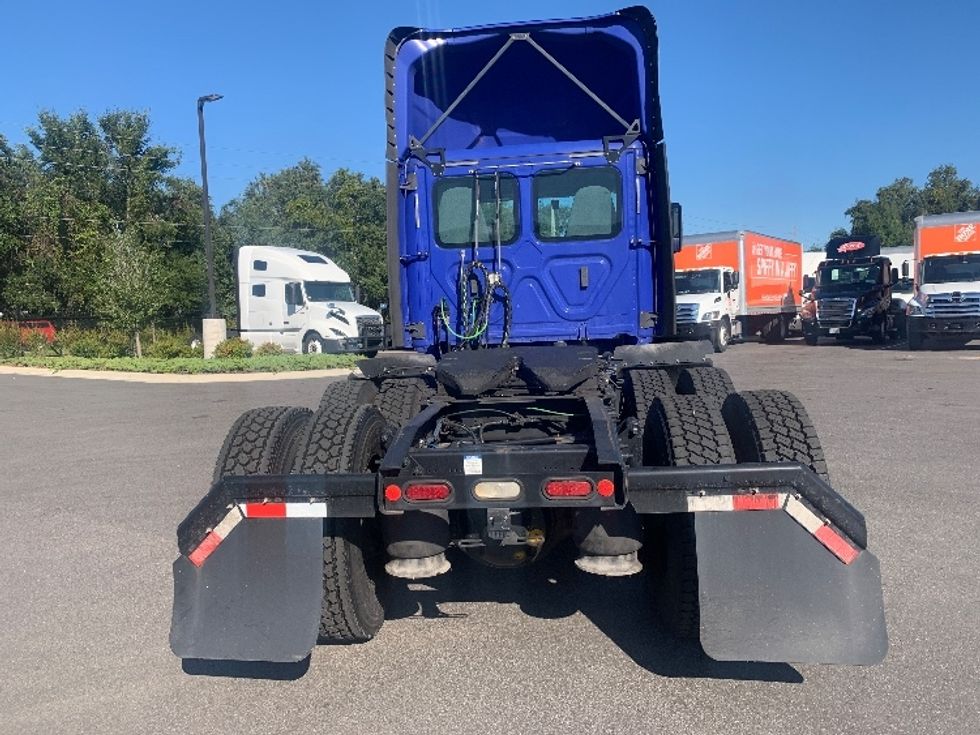 Day Cab Tractor-Heavy Duty Tractors-Freightliner-2020-Cascadia 11364ST-Ocala-FL-152,836\n\t\tmiles-$ 52,500 - Image 7