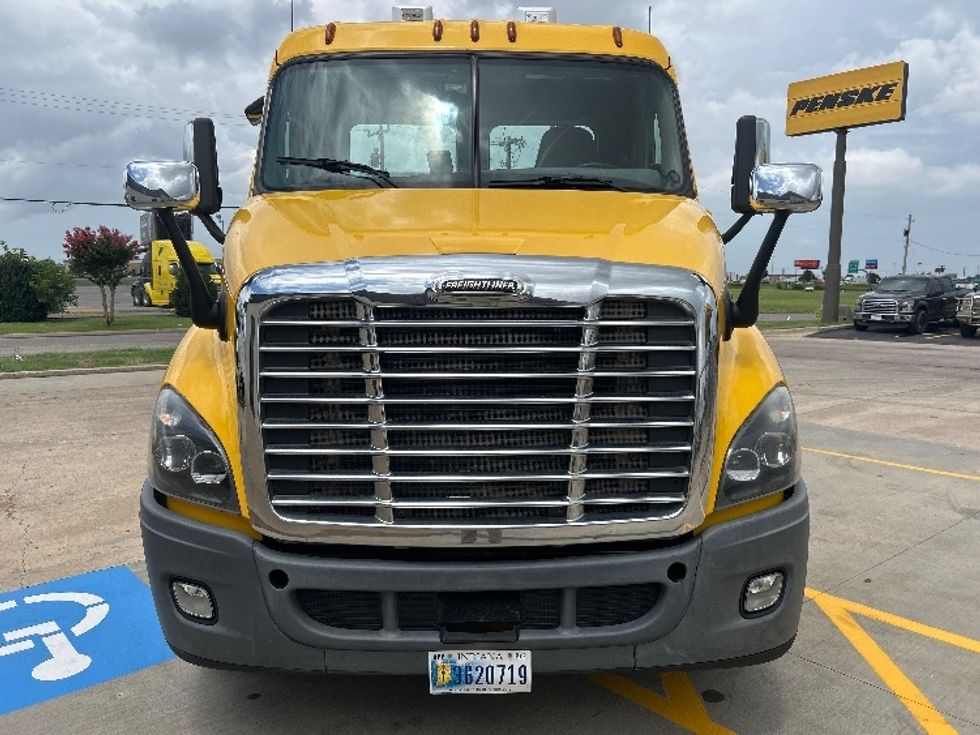 Day Cab Tractor-Heavy Duty Tractors-Freightliner-2020-Cascadia 11364ST-Oklahoma City-OK-340,889\n\t\tmiles-$ 41,250 - Image 2